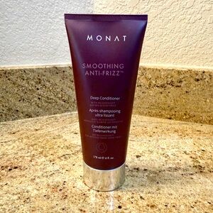 New Monat Smoothing Anti-Frizz Deep Conditioner